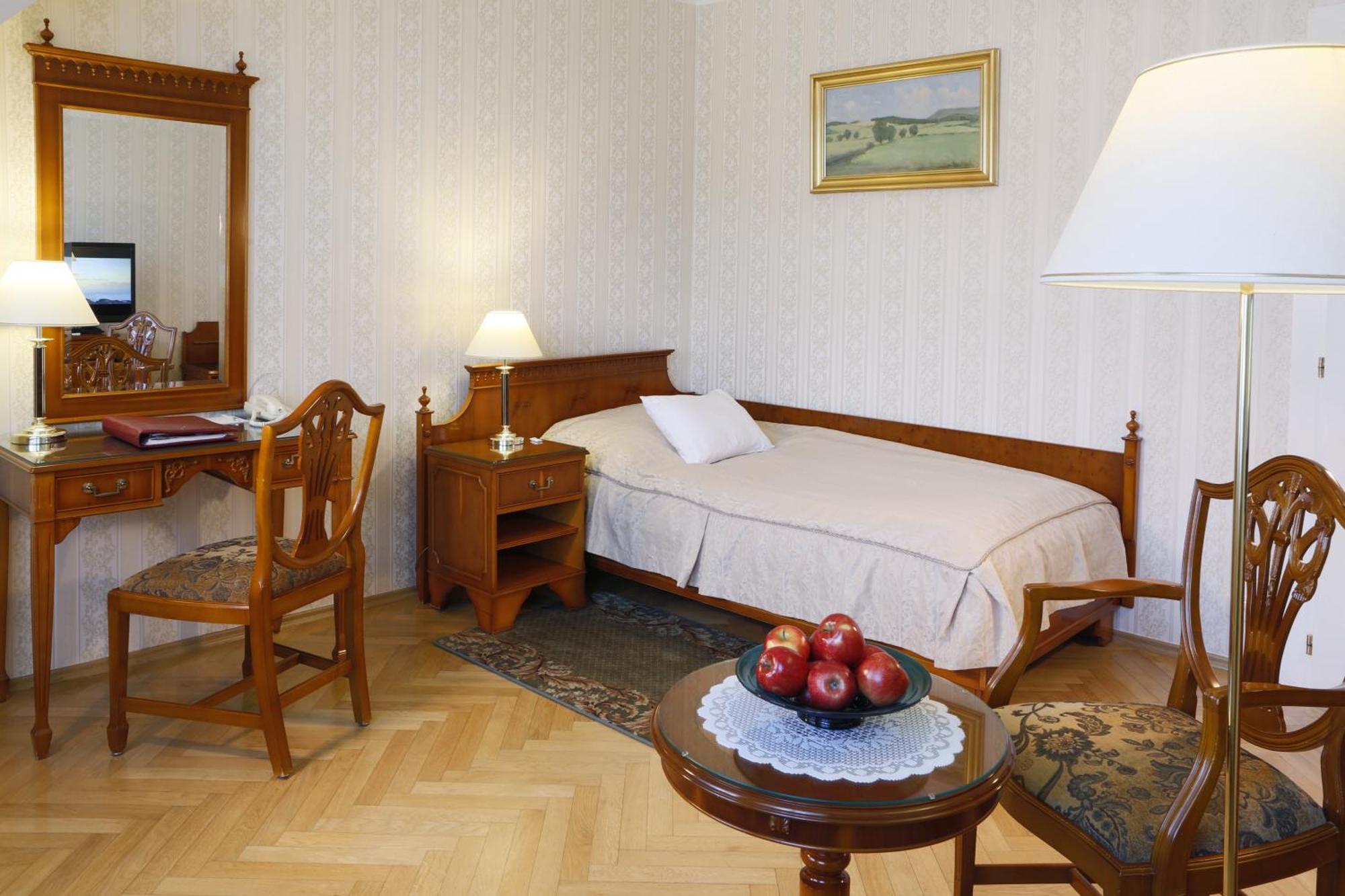 Bristol Palace Hotel 4*